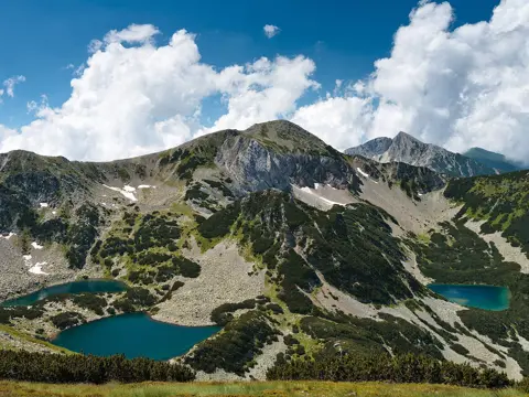 Die Serie „Nationalparks und Reservate“